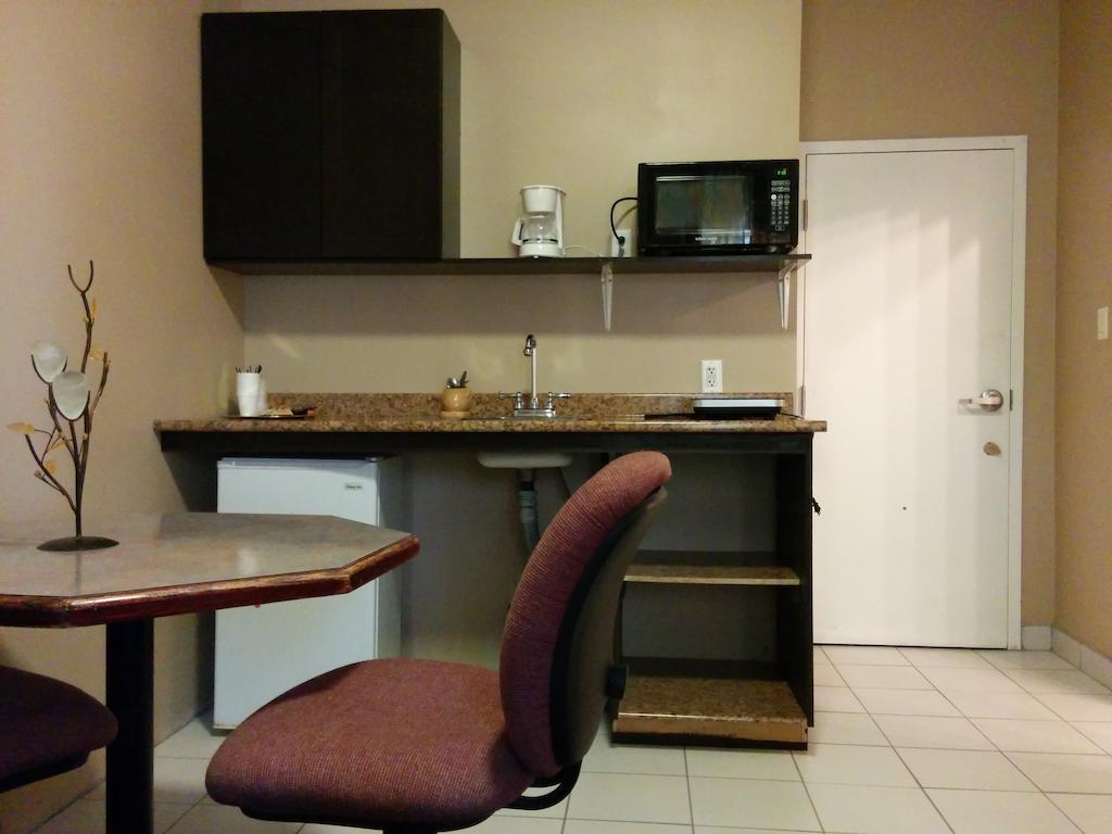 Bonnyville Hotel Habitación foto